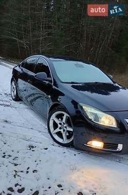 Седан Opel Insignia 2009 в Радивилове