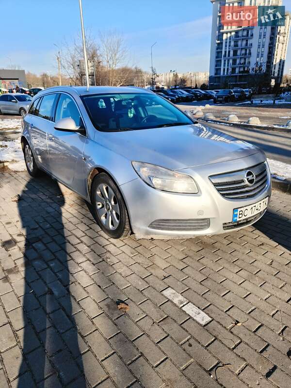 Універсал Opel Insignia 2011 в Львові