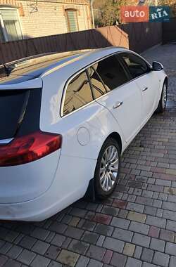 Универсал Opel Insignia 2011 в Калиновке