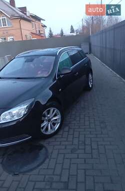 Універсал Opel Insignia 2010 в Сарнах