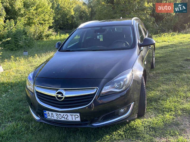 Универсал Opel Insignia 2015 в Киеве