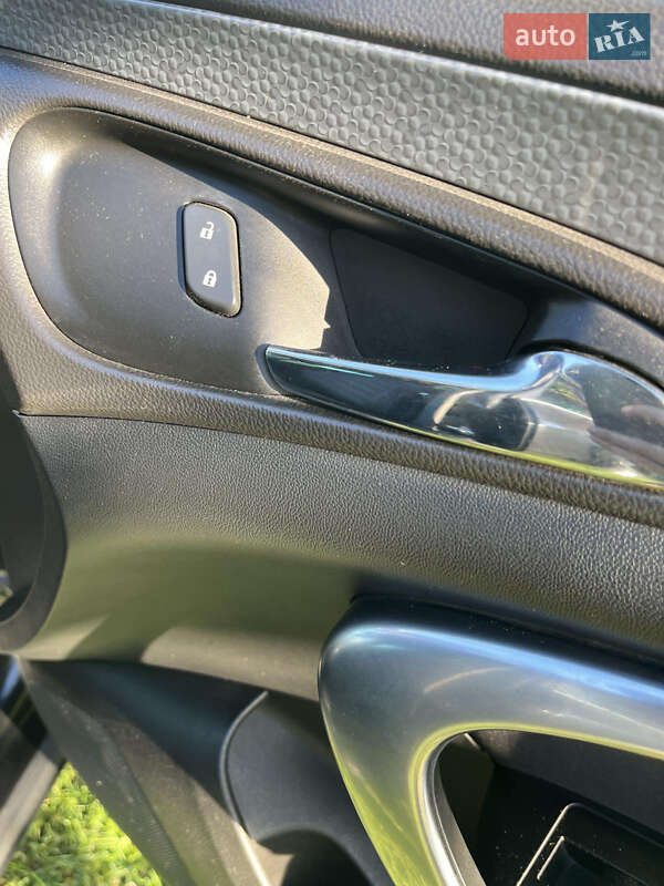 Універсал Opel Insignia 2015 в Києві