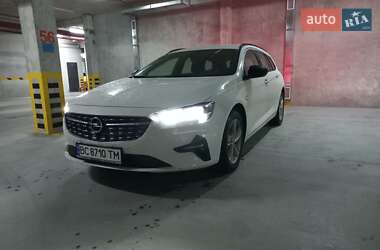 Универсал Opel Insignia 2021 в 