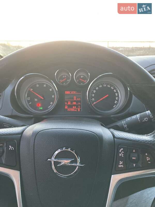 Универсал Opel Insignia 2012 в Виноградове фото 10 Универсал Opel Insignia 2012 в Виноградове