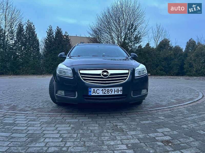 Универсал Opel Insignia 2010 в Луцке