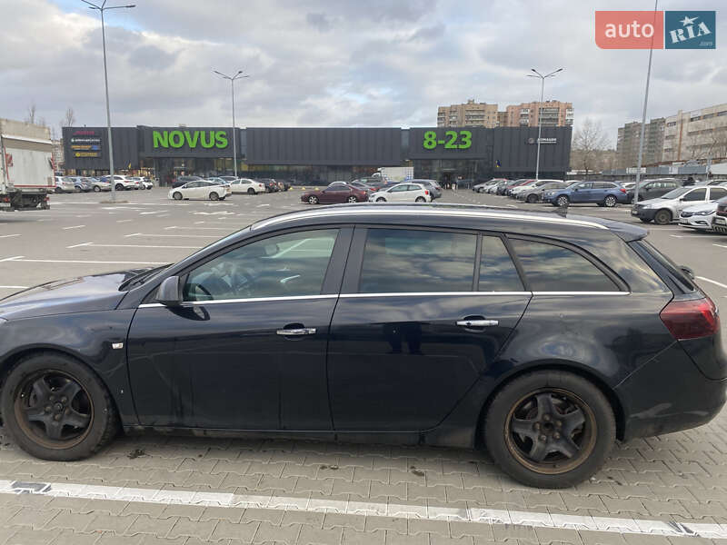 Універсал Opel Insignia 2014 в Києві