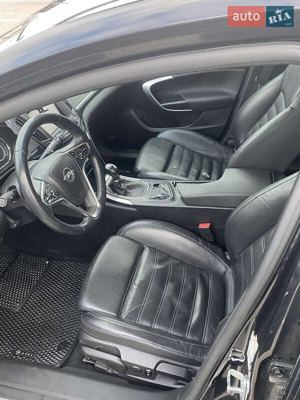 Універсал Opel Insignia 2014 в Києві