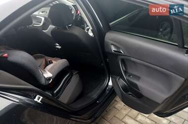 Ліфтбек Opel Insignia 2013 в Сарнах