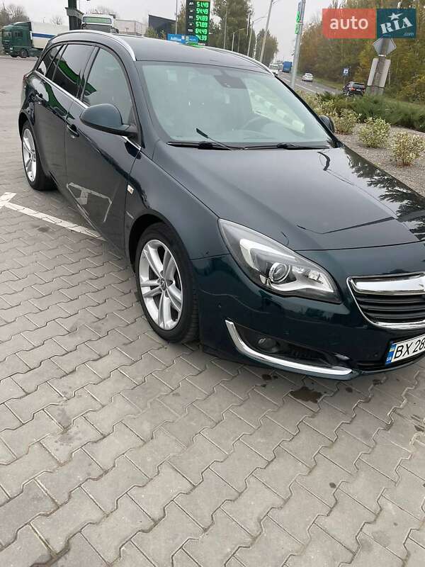 Універсал Opel Insignia 2016 в Хмельницькому