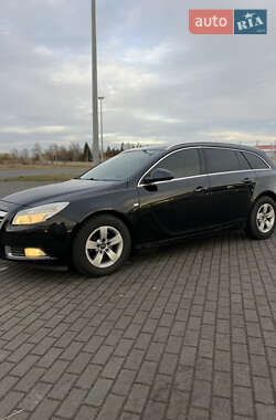 Універсал Opel Insignia 2010 в Львові