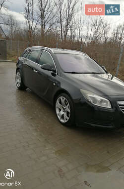 Универсал Opel Insignia 2010 в 
