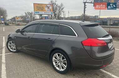 Универсал Opel Insignia 2011 в Киеве