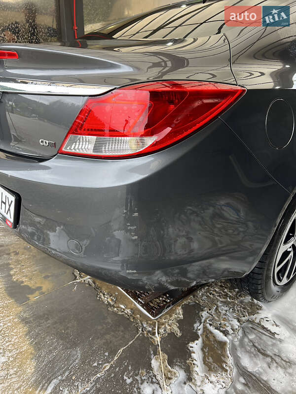 Седан Opel Insignia 2008 в Яремче