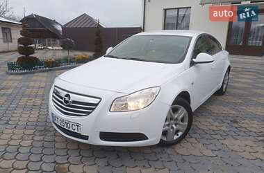 Седан Opel Insignia 2013 в Івано-Франківську