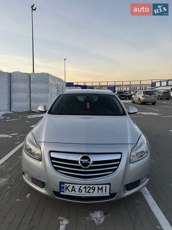 Универсал Opel Insignia 2011 в Боярке