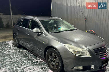 Універсал Opel Insignia 2012 в Городищеві