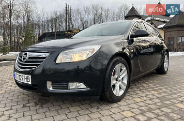 Універсал Opel Insignia 2010 в Долині