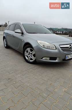 Універсал Opel Insignia 2010 в Житомирі