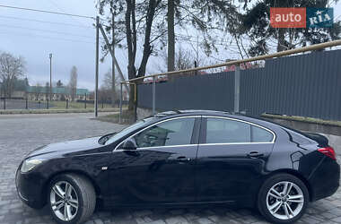 Седан Opel Insignia 2009 в Острозі