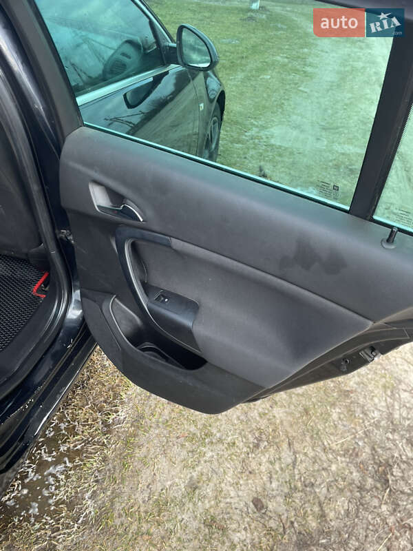 Универсал Opel Insignia 2010 в Камне-Каширском