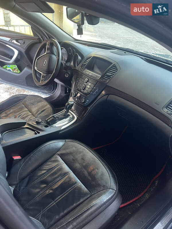 Седан Opel Insignia 2008 в Яремче