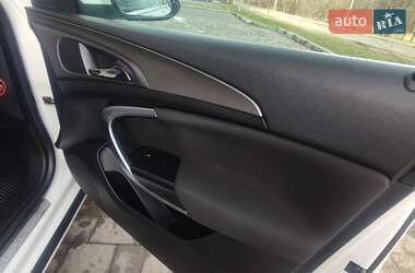 Универсал Opel Insignia 2010 в 