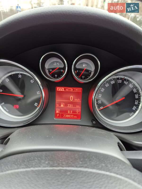 Универсал Opel Insignia 2013 в Черноморске