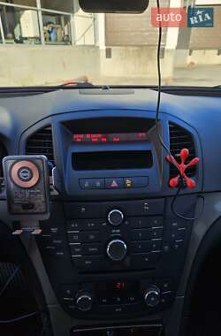 Універсал Opel Insignia 2009 в 