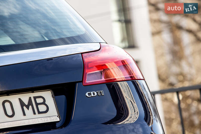 Универсал Opel Insignia 2011 в Львове