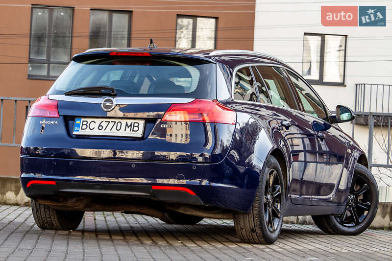 Универсал Opel Insignia 2011 в Львове