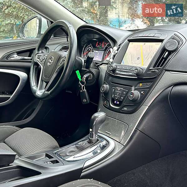 Универсал Opel Insignia 2015 в Сумах