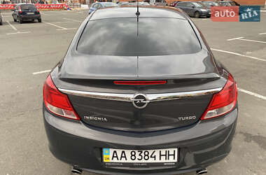 Седан Opel Insignia 2012 в Киеве