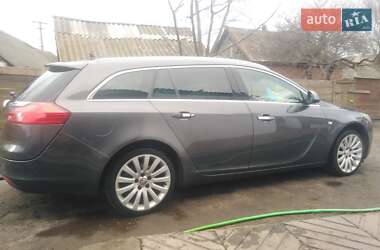 Універсал Opel Insignia 2011 в Сумах