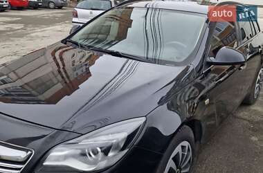 Универсал Opel Insignia 2014 в Обухове