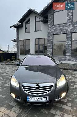 Універсал Opel Insignia 2010 в Чернівцях