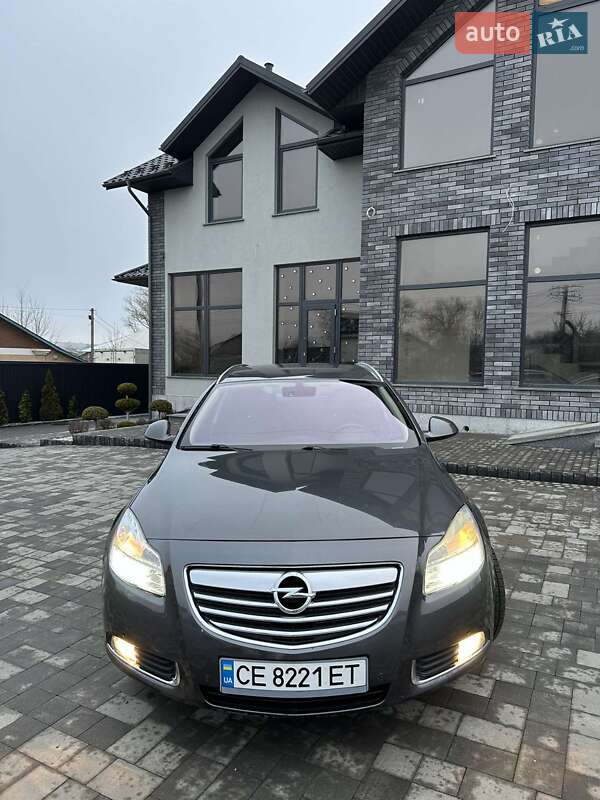 Универсал Opel Insignia 2010 в Черновцах