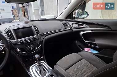 Универсал Opel Insignia 2014 в 