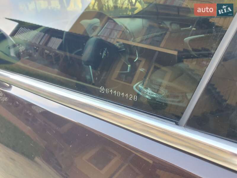 Седан Opel Insignia 2016 в Кременчуці