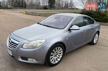Седан Opel Insignia 2009 в 