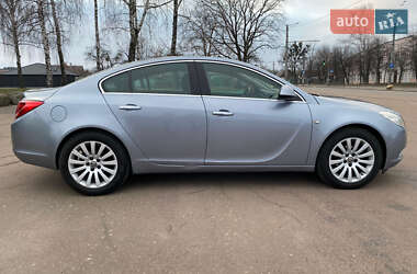 Седан Opel Insignia 2009 в 