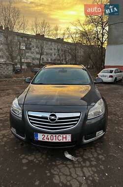 Универсал Opel Insignia 2011 в Славянске