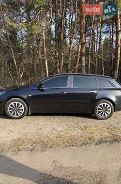 Универсал Opel Insignia 2014 в Обухове