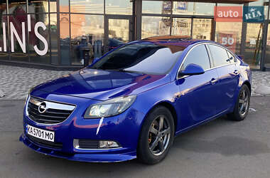 Седан Opel Insignia 2008 в Києві