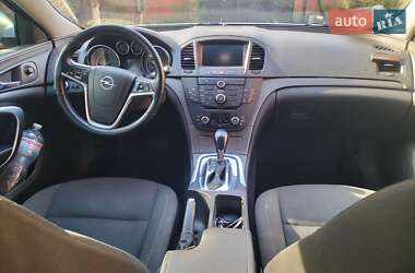 Універсал Opel Insignia 2010 в 