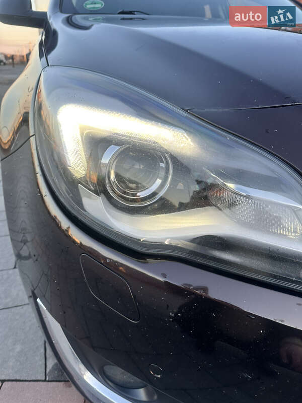 Универсал Opel Insignia 2016 в Хусте