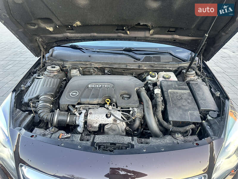 Универсал Opel Insignia 2016 в Хусте