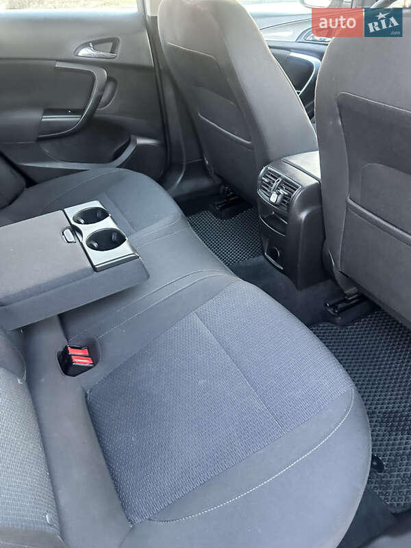 Универсал Opel Insignia 2016 в Хусте