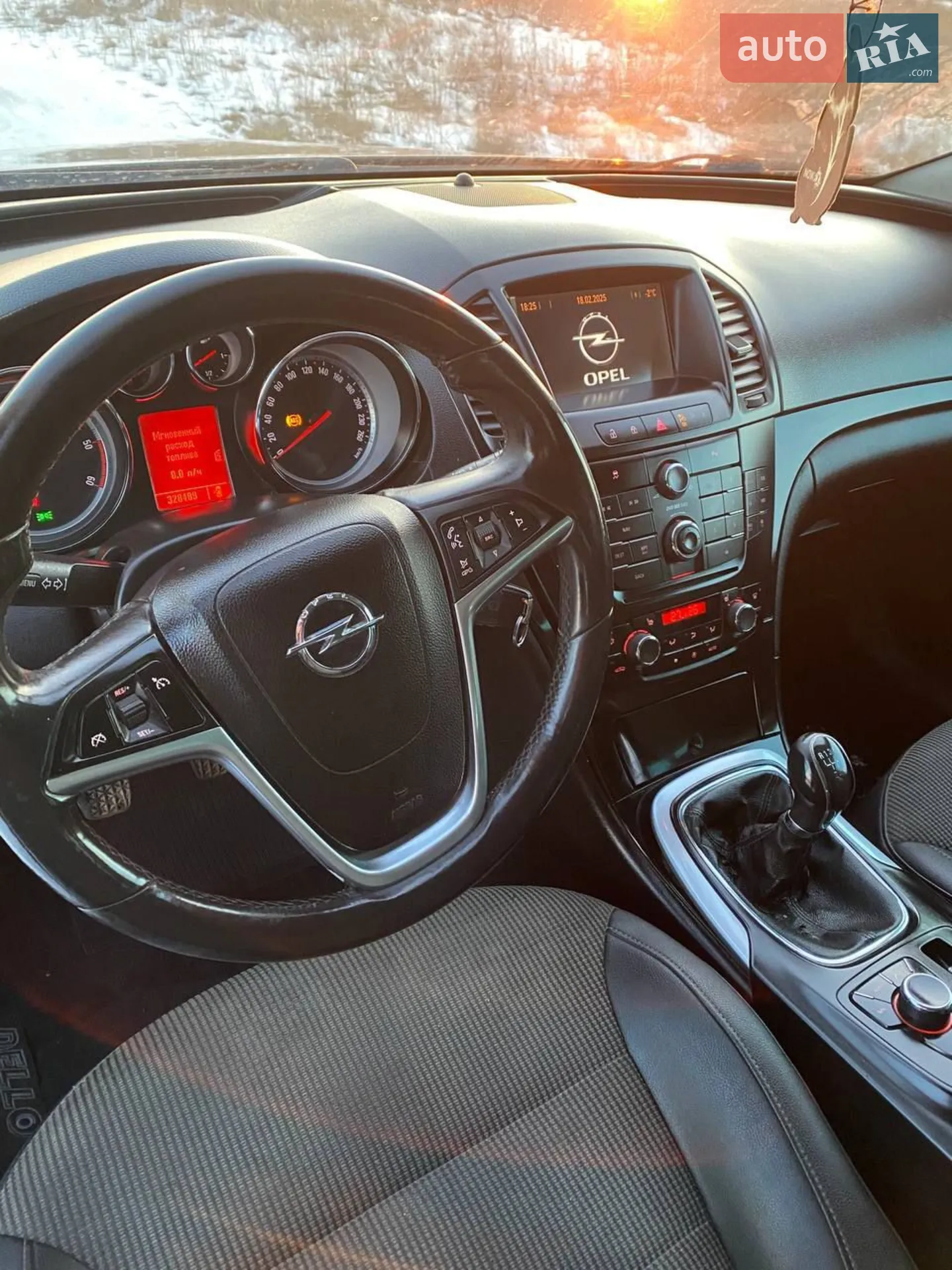 2010 Opel Insignia - мініатюра 2