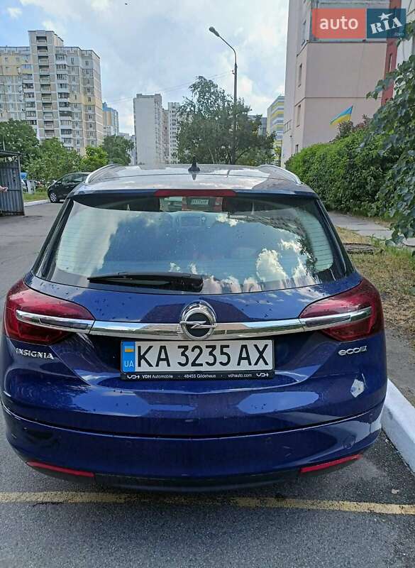Универсал Opel Insignia 2014 в Киеве