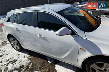 Универсал Opel Insignia 2011 в 